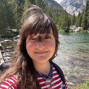 Meet your Posher, Gabriella